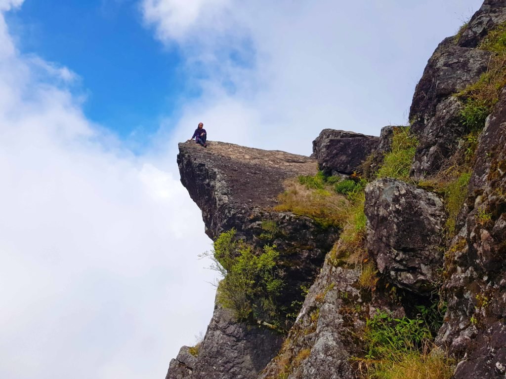 solo at Mt. Ulap, dayhike, GUngal Rock/Benefits of Hiking -10 Reasons to Take a Hike